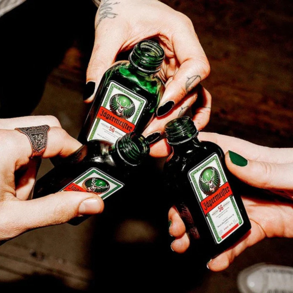 LICOR JAGERMEISTER 20 ML (8 PIEZAS MINI)