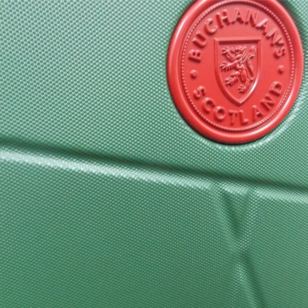 MALETA BUCHANAN´S + 2 BOTELLAS DE REGALO: BUCHANAN´S 12 Y PINEAPPLE