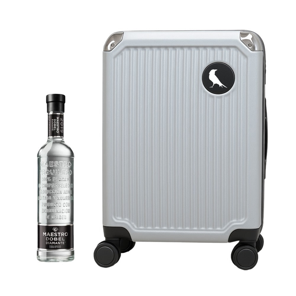 MALETA DE VIAJE CUERVO + TEQUILA MAESTRO DOBEL 1750 ML DE REGALO